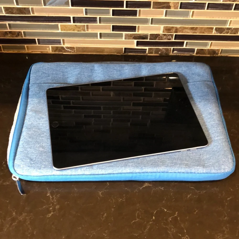 Chambray blue Laptop or tablet case with handle‎ 13” x 9”